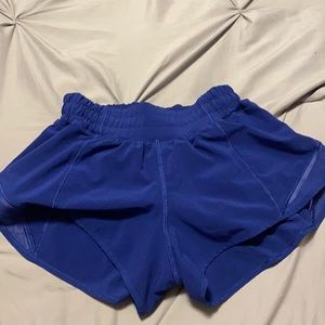 Hotty Hot lululemon 2.5 inch shorts